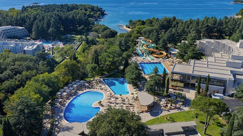 Valamar Diamant Hotel - Poletni oddih za dvoje v Poreču, Poreč, Istra, Hrvaška - 1500 EUR - 5x nočitev v Superior sobi za 2 osebi, Polpenzion z vključenimi brezalkoholnimi negaziranimi pijačami iz avtomata ob obrokih