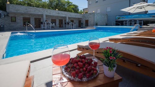Adria Centar Koćuša - Oddih za pare na prelepi reki Trebižat, Ljubuški, Bosna in Hercegovina - 182 EUR - 2x nočitev v dvoposteljni sobi za 2 osebi, Zajtrk