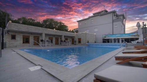 Adria Centar Koćuša - Poletni oddih za pare na prelepi reki Trebižat, Ljubuški, Bosna in Hercegovina - 215 EUR - 2x nočitev v dvoposteljni sobi za 2 osebi, Zajtrk