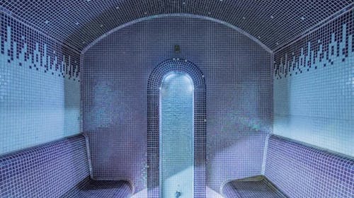Kristály Hotel Keszthely - Poletni wellness oddih, Keszthely, Madžarska - 531 EUR - 3x nočitev v Deluxe sobi za 2 osebi, Polpenzion