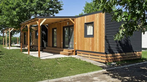 Terme Ptuj - Mobilne hiške - Oddih v dvoje v mobilni hiški med tednom, Ptuj, Slovenija - 224 EUR - 2x nočitev v mobilni hiški za 2 osebi, Polpenzion