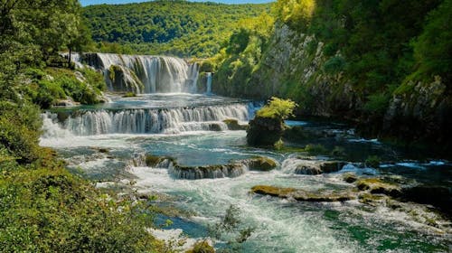 Hotel Swiss Plus - Oddih v Bihaću, Bihać, Bosna in Hercegovina - 94 EUR - 1x nočitev v dvoposteljni sobi za 2 osebi (1 otrok do 7. leta brezplačno), Zajtrk