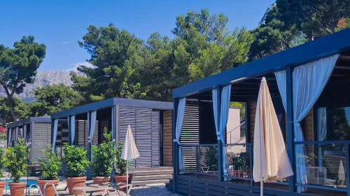 Park Villas by Morenia - All inclusive oddih v Deluxe kamping vile s privatnim bazenom, Podaca, Makarska riviera, Dalmacija, Hrvaška - 520 EUR - 2x nočitev v kamping vili z zasebnim ogrevanim bazenom za do 4 osebe, All inclusive
