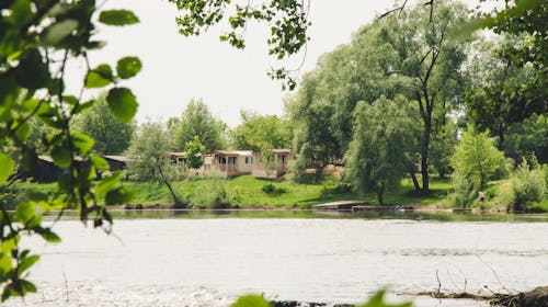 Camping Bela krajina - Družinski oddih ob Kolpi, Podzemelj, Gradac, Slovenija - 390 EUR - 3x nočitev v mobilni hiški za 4 osebe, Neomejena uporaba Kolpacabana funparka