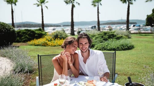 Ilirija Resort - Hotel Adriatic - Romantično wellness razvajanje ob morju, Biograd na Moru, Dalmacija, Hrvaška - 159 EUR - 1x nočitev v dvoposteljni Comfort sobi za 2 osebi (1 otrok do 7. leta brezplačno), Polpenzion