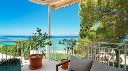 Hotel Faraon - All inclusive družinski pozdrav poletju v Dalmaciji, Trpanj, Dalmacija, Hrvaška - 636 EUR - 3x nočitev v družinski Comfort sobi brez balkona (pogled park) za 2 osebi (2 otroka do 11,99 let brezplačno), All inclusive z vključeno pijačo ob obrokih