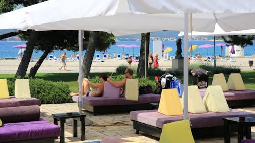 Ilirija Resort - Hotel Adriatic - Romantično wellness razvajanje ob morju, Biograd na Moru, Dalmacija, Hrvaška - 175 EUR - 1x nočitev v dvoposteljni Comfort sobi za 2 osebi (1 otrok do 7. leta brezplačno), Polpenzion