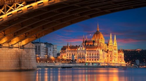 Allora Hotel Budapest - City break v Budimpešti, Budimpešta, Madžarska - 308 EUR - 3x nočitev v dvoposteljni Standard sobi za 2 osebi, Samopostrežni zajtrk