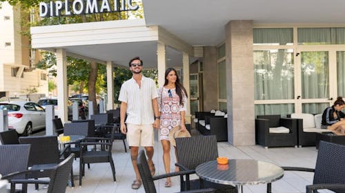 Hotel Diplomatic - All inclusive obmorski oddih v Cesenaticu, Cesenatico, Italija - 492 EUR - 3x nočitev v dvoposteljni sobi z balkonom za 2 osebi, All inclusive v hotelski restavraciji