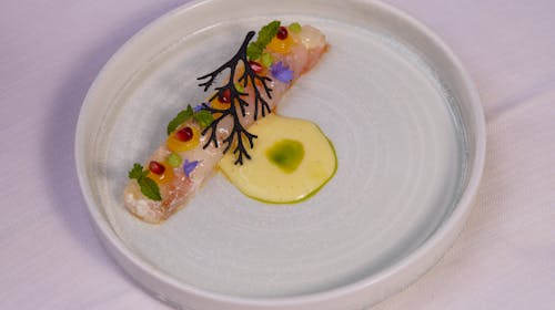 Hotel Marina - Festival škampov v Selcah, Selce, Hrvaška - 362 EUR - 2x nočitev v dvoposteljni sobi (stran park) za 2 osebi, Bogat samopostrežni zajtrk