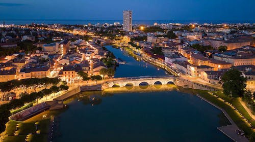 Hotel Royal Inn - Popoln all inclusive light zaključek poletja tik ob plaži, San Mauro A Mare, Italija - 414 EUR - 3x nočitev v dvoposteljni sobi z balkonom (glede na razpoložljivost) za 2 osebi, All inclusive light v hotelski restavraciji