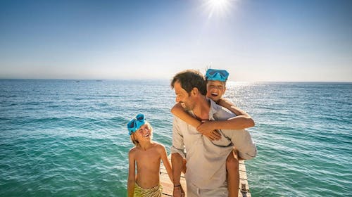 Sunny Rabac by Valamar - Družinski konec poletja v mestu Rabac, Rabac, Istra, Hrvaška - 642 EUR - 3x nočitev v Superior dvoposteljni sobi 2+1 za 3 osebe, Sunny polni penzion