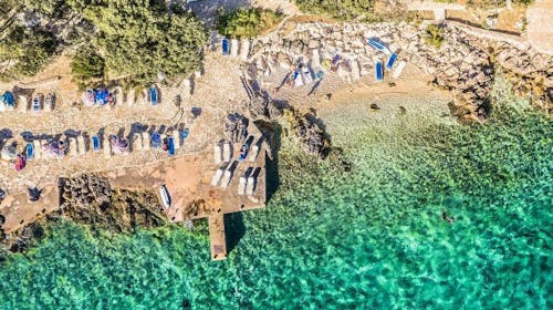 La Luna Island Hotel - All inclusive oddih za velike družine na Pagu z vključeno masažo - Posebna akcija, Lun, otok Pag, Hrvaška - 509 EUR - 2x nočitev v Standard družinski sobi (pogled park) za 2 osebi (2 otroka do 11,99 let in 1 otrok do 4,99 let brezplačno), All inclusive