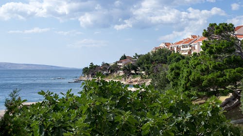 Hotel Zagreb Karlobag - All inclusive light poletje , Karlobag, Hrvaška - 927 EUR - 7x nočitev v dvoposteljni sobi za 2 osebi (1. otrok do 11,99 let in 2. otrok do dopolnjenega 1. leta starosti brezplačno), All inclusive light