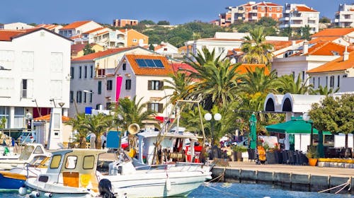 Boutique Hotel Intermezzo - Podaljšan vikend na Pagu, Pag, Hrvaška - 329 EUR - 3x nočitev v Deluxe dvoposteljni sobi (brez balkona) za 2 osebi, Bogat sampopostrežni zajtrk