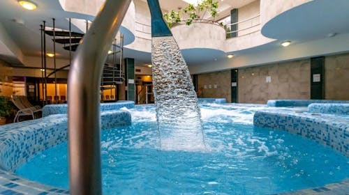 Hotel Vital - Spa in wellness razvajanje v Zalakarosu, Zalakaros, Madžarska - 398 EUR - 3x nočitev v dvoposteljni Standard sobi za 2 osebi, Polpenzion