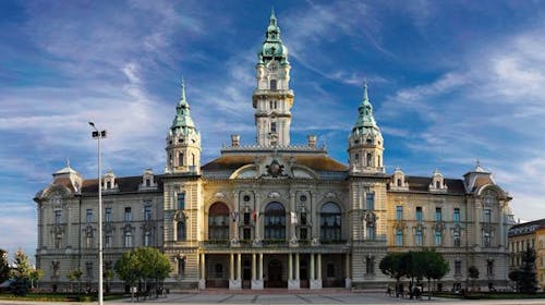 Hotel Kalvaria - Oddih na Madžarskem, Győr, Madžarska - 219 EUR - 2x nočitev v objektu s 3 zvezdicami za 2 osebi, Polpenzion