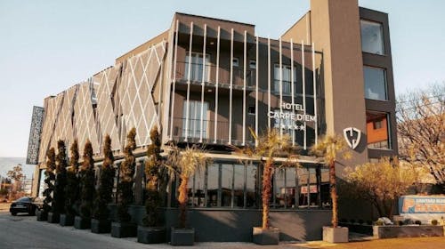 Hotel Carpe Diem Mostar, Mostar, Bosna in Hercegovina - 66 EUR - 1x nočitev v Standard dvoposteljni sobi za 2 osebi (1 otrok do 6 let brezplačno), Zajtrk