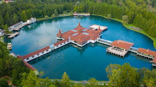 Amira Boutique Hotel Wellness & Spa - Oddih med tednom, Hévíz, Madžarska - 249 EUR - 2x nočitev v Standard dvoposteljni za 2 osebi, Polpenzion