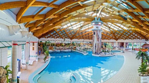 Spa House Blue Lagoon - Terme Čatež, Čatež ob Savi, Slovenija - 290 EUR - 3x nočitev v hiški Spa House Blue Lagoon za do 8 oseb (6 odraslih oseb in 2 otroka do 11,99 let), Posteljnina in brisače