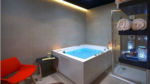 Park Boutique Hotel - Vikend sprostitev v srcu Varaždina, Varaždin, Hrvaška - 160 EUR - 1x nočitev v dvoposteljni retro sobi ali sobi park za 2 osebi, Polpenzion