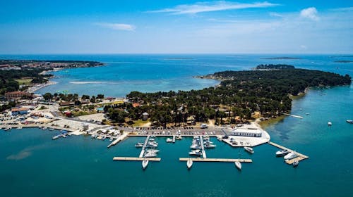Plavo Nebo Istra Apartments - Lepeza 2+2 , Medulin, Istra, Hrvaška - 490 EUR - 3x nočitev v apartmaju Lepeza 2+2 za do 4 osebe, Priprava apartmaja in končno čiščenje