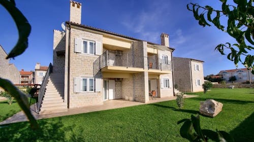 Plavo Nebo Istra Apartments - Tulip 6+2 , Medulin, Istra, Hrvaška - 430 EUR - 3x nočitev v apartmaju Tulip 6+2 za do 8 oseb, Priprava apartmaja in končno čiščenje