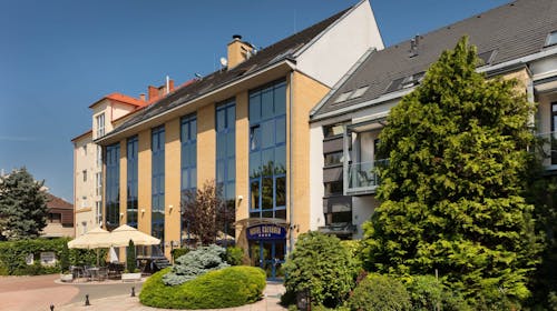 Hotel Kalvaria - Oddih na Madžarskem, Győr, Madžarska - 635 EUR - 5x nočitev v objektu s 4 zvezdicami za 2 osebi, Polpenzion