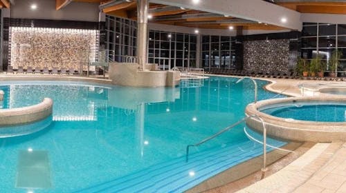 Hotel Azúr - Oddih v Superior studiu, Siofok, Madžarska - 690 EUR - 4x nočitev v Superior studiu za 2 osebi, Polpenzion