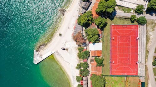 Apartmaji Medena - Pomlad in 1. maj s polpenzionom v čudovitem Trogirju za 4 osebe, Donji Seget, Trogir, Dalmacija, Hrvaška - 378 EUR - 2x nočitev v Superior seaside apartmaju B (4+1) za 4 odrasle osebe (1otrok do 11,99 let brezplačno), Polpenzion