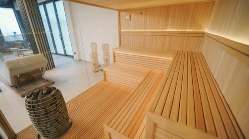 Golden Panorama Wellness & Spa - Premium enosobni apartma - Gorski oddih na Zlatiboru, Zlatibor, Srbija - 235 EUR - 2x nočitev v Premium enosobnem apartmaju za 2 osebi, Polpenzion v novo odprti restavraciji