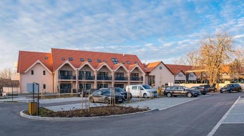 Kistucsok Food and Room, Balatonszemes, Madžarska - 354 EUR - 5x nočitev v dvoposteljni Standard sobi s teraso ali balkonom za 2 osebi, A la carte zajtrk (od 7. do 10. ure)
