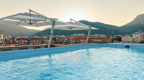 Hotel Diplomat by Aycon - Družinski začetek in konec poletja ob morju, Budva, Črna gora - 389 EUR - 3x nočitev v dvoposteljni Standard sobi za 2 osebi (1 otrok do 11,99 let brezplačno), Zajtrk