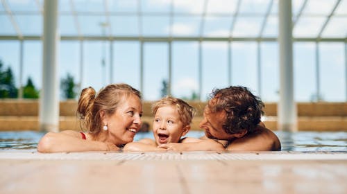 Forest Apartments Videc - Spomladanski ali jesenski wellness vikend oddih na Pohorju za 10 oseb, Pohorje, Slovenija - 359 EUR - 2x nočitev v dvosobnem apartmaju z balkonom za 10 oseb, Neomejeno uporabo WellNest notranjega bazena od 12. do 20. ure