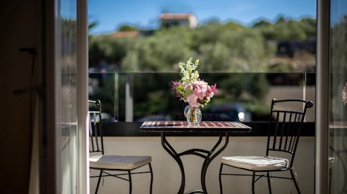 Hotel Timun - Pozdrav poletju na otoku Hvar, Hvar, Dalmacija, Hrvaška - 310 EUR - 3x nočitev v dvoposteljni sobi z balkonom (pogled park) za 2 osebi, Polpenzion