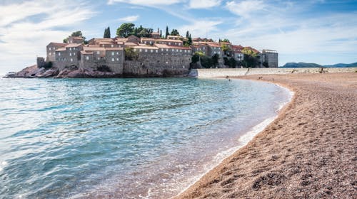 Villa Vanty by Aycon - Poletje na prestižni lokaciji, Sveti Stefan, Črna gora - 292 EUR - 3x nočitev v dvoposteljni Standard sobi za 2 osebi, Brezplačen Wi-Fi