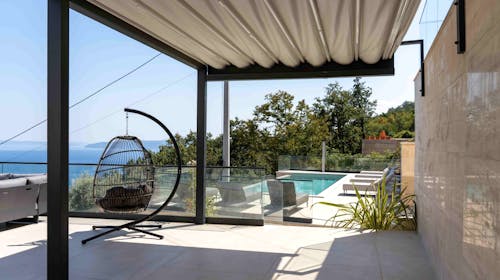 Top Apartments Opatija - Luksuzni oddih v 5* apartmaju, Opatija, Hrvaška - 529 EUR - 2x nočitev v apartmaju z 2 spalnicama za 4 osebe (2 otroka do 12. leta brezplačno) ali za 5 odraslih oseb, Pijača dobrodošlice