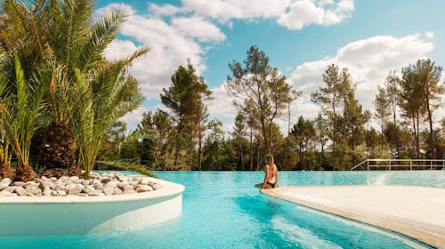 Santa Marina Boutique Camping - Premium glamping, Poreč, Istra, Hrvaška - 350 EUR - 5x nočitev v premium glamping šotoru z 2 spalnicama za do 5 oseb (4 odrasle osebe in 1 otrok do 11,99 let), Posteljnina in brisače