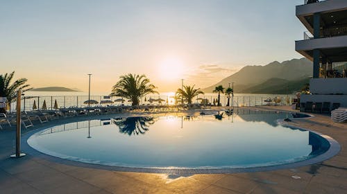 Morenia All Inclusive Resort - All inclusive pomladno razvajanje z animacijo, Podaca, Makarska riviera, Dalmacija, Hrvaška - 480 EUR - 2x nočitev v Family suite z balkonom (stran morje) za 2 osebi (2 otroka do 17,99 let brezplačno), Uporaba 3 zunanjih ogrevanih bazenov: infinity, fun in otroški bazen