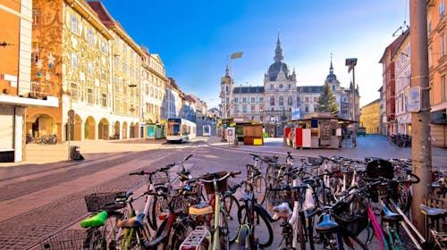 A&O Hotel Graz Hauptbahnhof - Raziščite Graz, Graz, Avstrija - 134 EUR - 2x nočitev v dvoposteljni Standard sobi ali Family sobi za 2 osebi (2 otroka do 17. leta brezplačno), Zajtrk