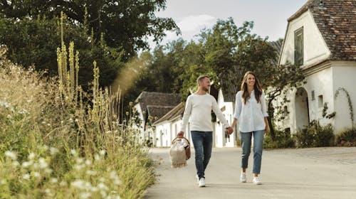 Althof Retz, Landgut & SPA - Adults only wellness oddih z vključeno degustacijo vin, Retz, Avstrija - 679 EUR - 2x nočitev v dvoposteljni sobi Classic Landgut za 2 osebi, Polpenzion (samopostrežni zajtrk in 5-hodna večerja)