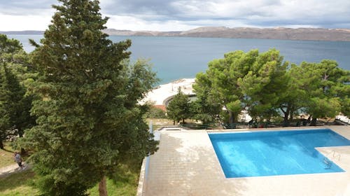 Hotel Zagreb Karlobag - All inclusive light poletje , Karlobag, Hrvaška - 597 EUR - 5x nočitev v dvoposteljni sobi za 2 osebi (1. otrok do 11,99 let in 2. otrok do dopolnjenega 1. leta starosti brezplačno), All inclusive light