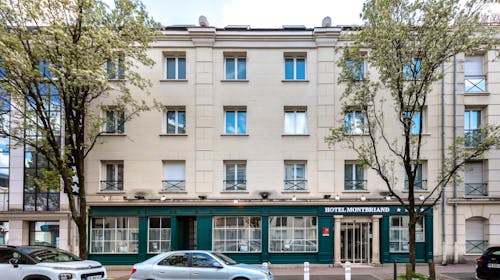Montbriand hotel - City break, Pariz, Francija - 249 EUR - 3x nočitev v dvoposteljni Standard sobi za 2 osebi ali v Family suite za 4 osebe, Zajtrk