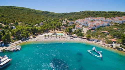 Apartmaji Šolta - Oddih na Šolti, Nečujam, otok Šolta, Dalmacija, Hrvaška - 420 EUR - 7x nočitev v apartmaju za do 5 oseb (4+1), Uporaba klime