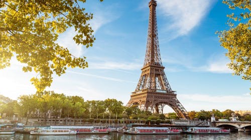 Pariz in po želji Versailles ter Eurodisney, Pariz, Francija - 374 EUR - 2x nočitev v dvoposteljni sobi v 2*lux/3* hotelu za 1 osebo, Zajtrk