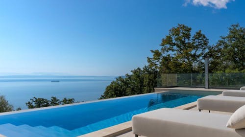 Top Apartments Opatija - Luksuzni oddih v 5* apartmaju, Opatija, Hrvaška - 369 EUR - 2x nočitev v apartmaju z 1 spalnico za 2 osebi (2 otroka do 12. leta brezplačno) ali za 3 odrasle osebe, Pijača dobrodošlice