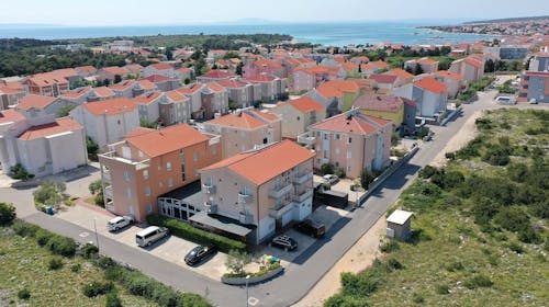 Peris Resort apartments - Oddih na Pagu - Dvosobni apartma, Novalja, Pag, Dalmacija, Hrvaška - 130 EUR - 2x nočitev v dvosobnem apartmaju (3+2) za 5 oseb, Uporaba zunanjega bazena