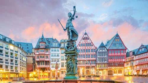 A&O Frankfurt Galluswarte - City break v Frankfurtu, Frankfurt, Nemčija - 67 EUR - 1x nočitev v dvoposteljni Standard sobi ali Family sobi za 2 osebi (2 otroka do 17. leta brezplačno), Zajtrk