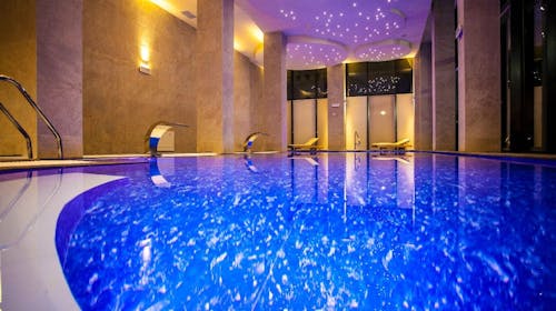 Malak Regency Hotel - Wellness oddih v Sarajevu, Sarajevo, Bosna in Hercegovina - 235 EUR - 2x nočitev v Deluxe sobi za 2 osebi, Samopostrežni zajtrk