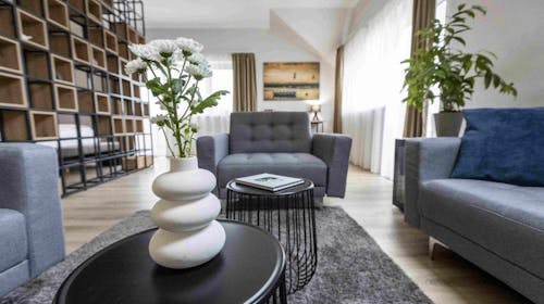 Kistucsok Food and Room, Balatonszemes, Madžarska - 121 EUR - 2x nočitev v dvoposteljni Standard sobi s teraso ali balkonom za 2 osebi, A la carte zajtrk (od 7. do 10. ure)